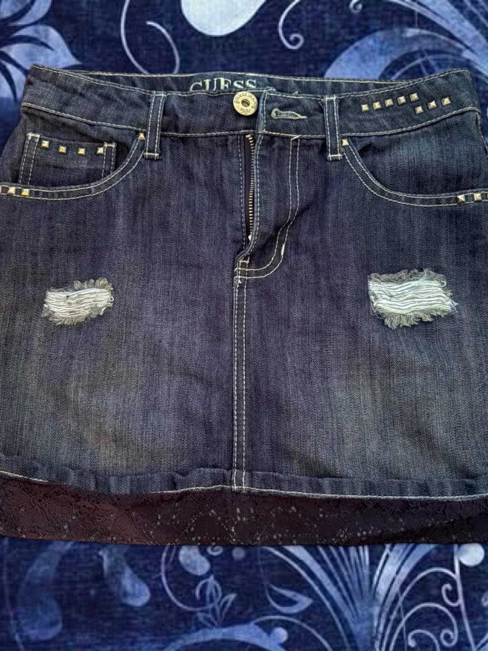vintage guess denim mini skirt with lace trim and studded details 🩶